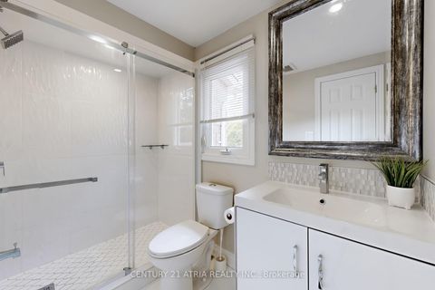 Photo 31 at 60 Steepleview Crescent, North Richvale, Richmond Hill