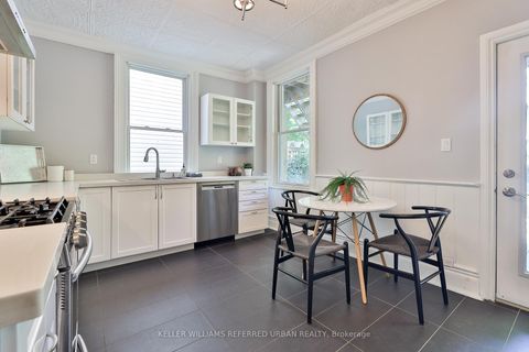 Photo 4 at 234 Seaton Street, Moss Park, Toronto