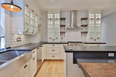 Photo 12 at 234 Seaton Street, Moss Park, Toronto