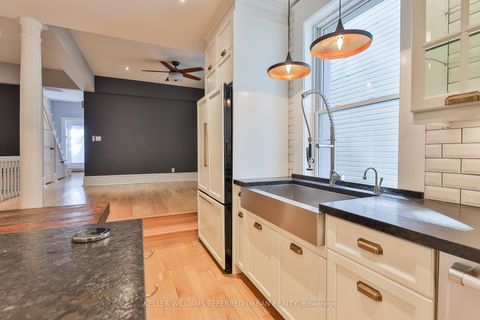 Photo 15 at 234 Seaton Street, Moss Park, Toronto