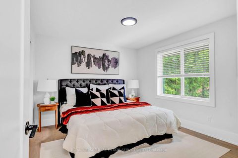 Photo 16 at 248 Wales Crescent, BR Bronte, Oakville