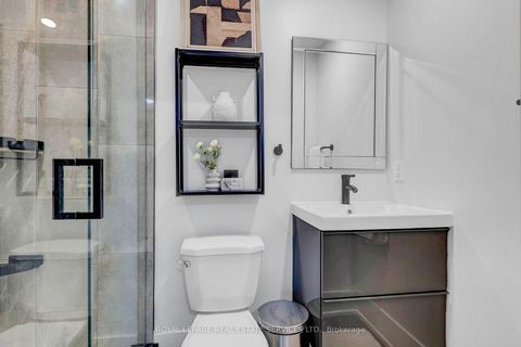 Photo 18 at 248 Wales Crescent, BR Bronte, Oakville