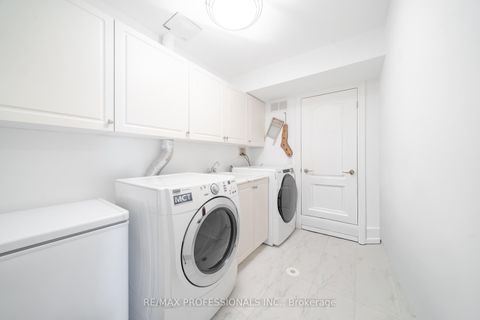 Photo 26 at 205 - 1111 Avenue Road, Eglinton, Toronto