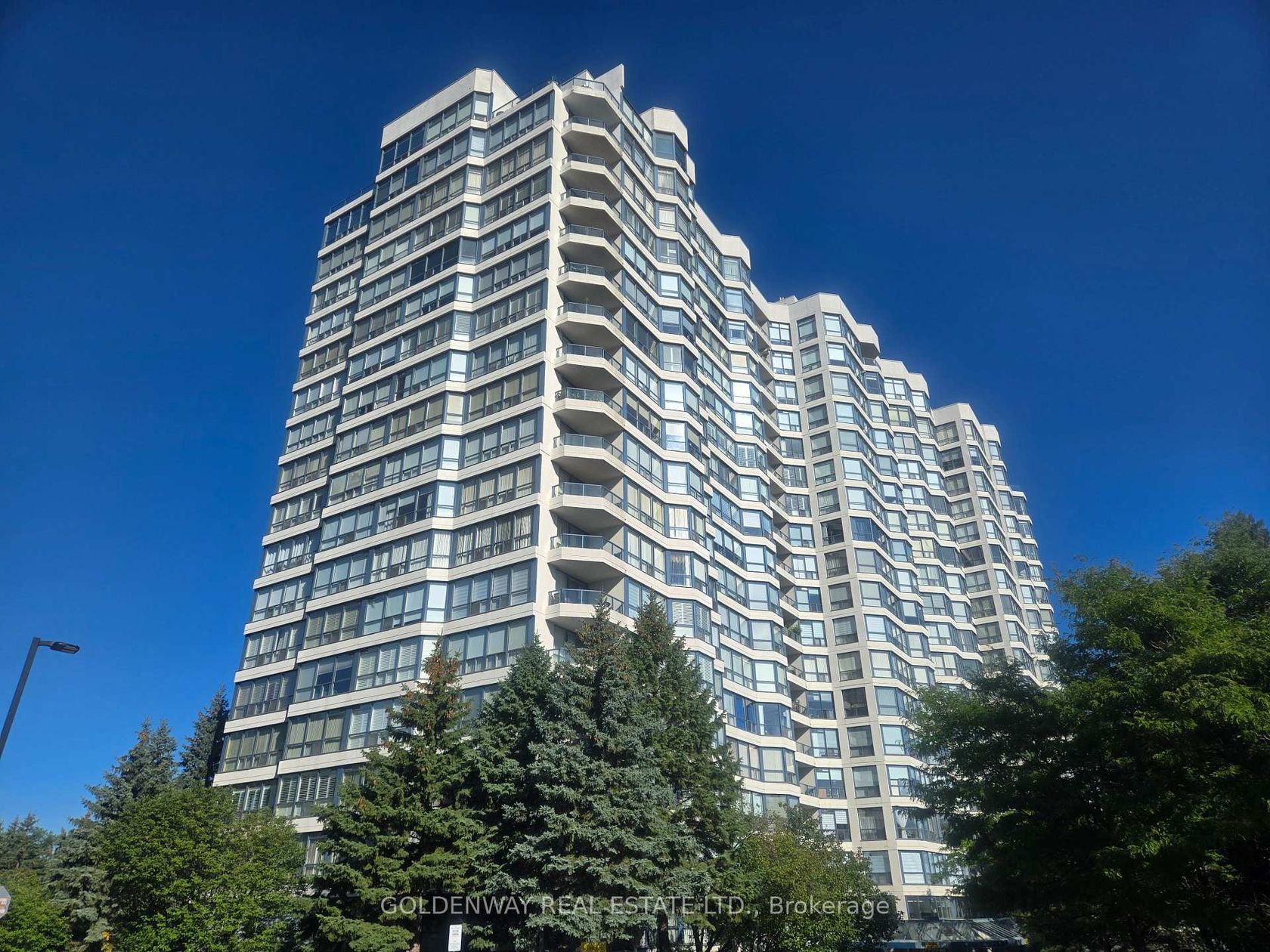 1012 - 7300 Yonge Street, Yorkhill, Vaughan 