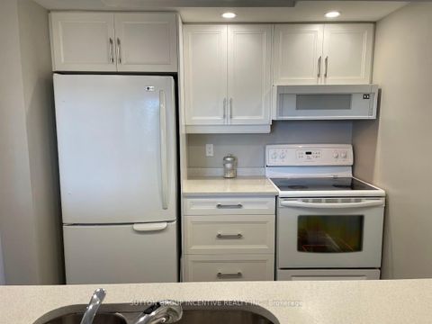 Photo 3 at 111 - 65 Ellen Street, City Centre, Barrie