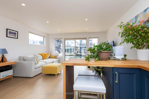 Photo 12 at E-65 - 7 Brimley Road S, Cliffcrest, Toronto