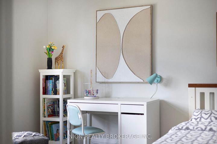 Photo 19 at 33 Hunt Club Drive, Cliffside, Toronto
