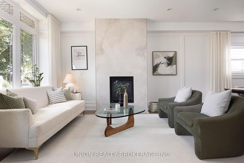 Photo 1 at 33 Hunt Club Drive, Cliffside, Toronto