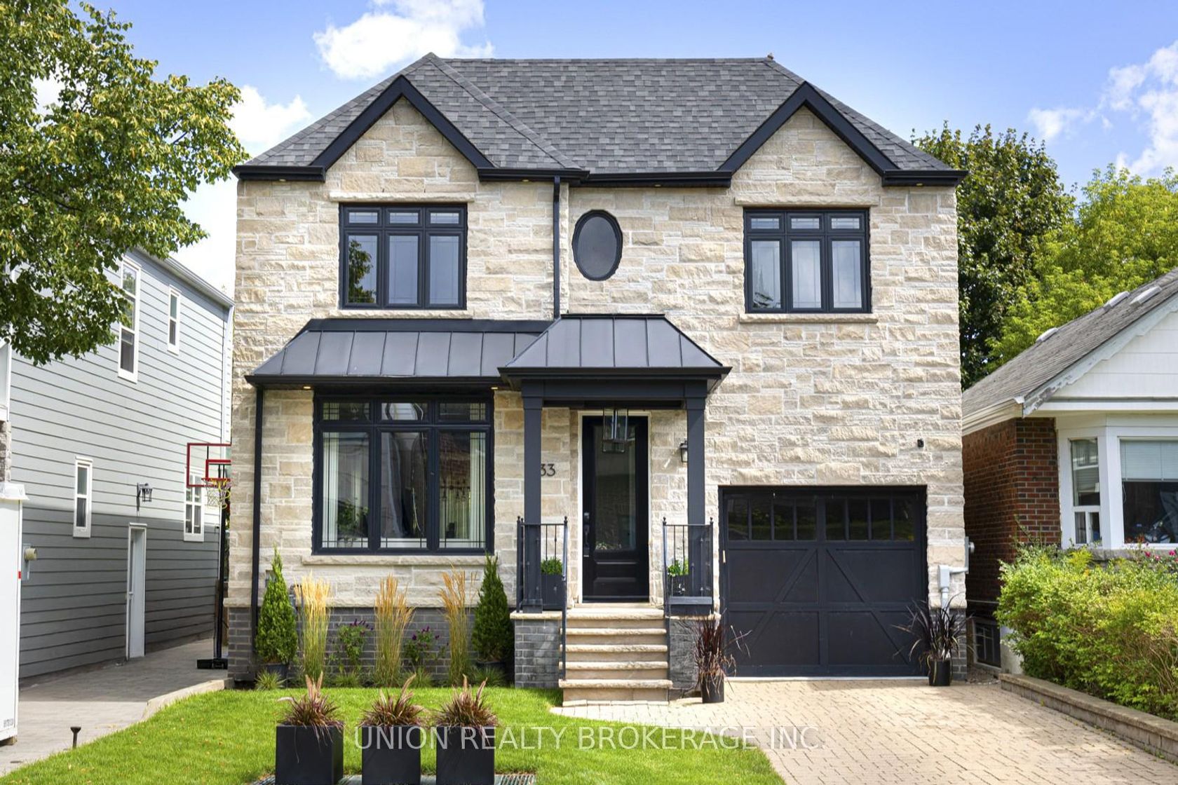 33 Hunt Club Drive, Cliffside, Toronto 2