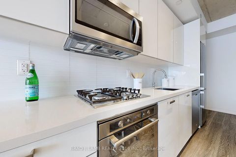 Photo 10 at 305 - 55 Ontario Street, Moss Park, Toronto