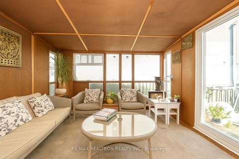Photo 14 at 663 Woburn Avenue, Nortown, Toronto