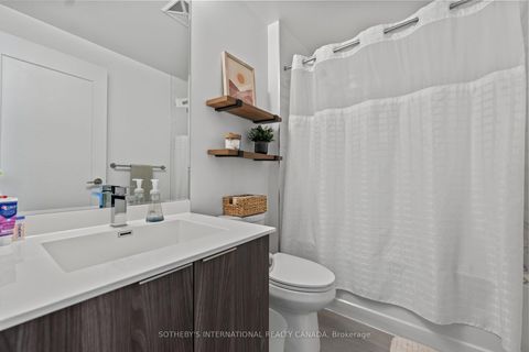 Photo 10 at 412 - 1 Belsize Drive, Mount Pleasant West, Toronto