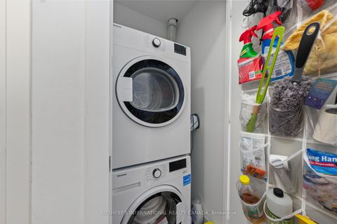 Photo 16 at 412 - 1 Belsize Drive, Mount Pleasant West, Toronto