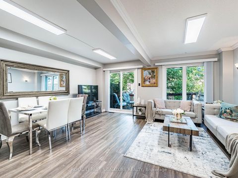 Photo 6 at 152 Lindenshire Avenue, Maple, Vaughan