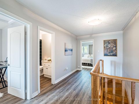 Photo 17 at 152 Lindenshire Avenue, Maple, Vaughan
