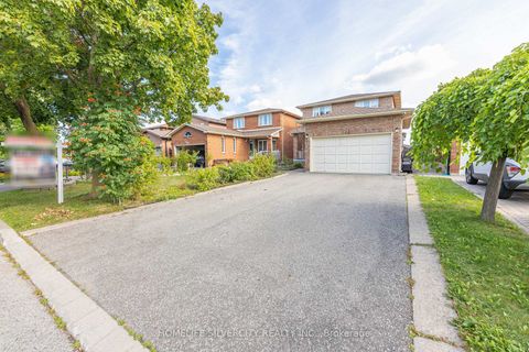 Photo 2 at 144 Jackman Crescent, West Woodbridge, Vaughan