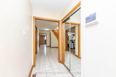 Photo 5 at 144 Jackman Crescent, West Woodbridge, Vaughan