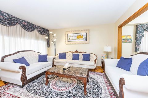 Photo 11 at 144 Jackman Crescent, West Woodbridge, Vaughan