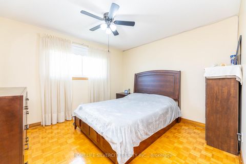 Photo 35 at 144 Jackman Crescent, West Woodbridge, Vaughan