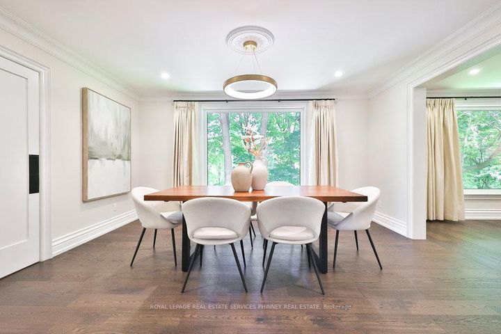 Photo 7 at 1033 Wenleigh Court, Lorne Park, Mississauga