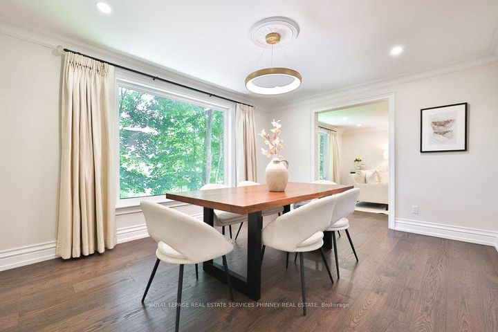 Photo 8 at 1033 Wenleigh Court, Lorne Park, Mississauga