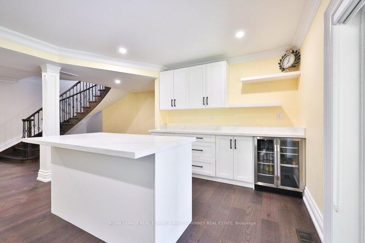 Photo 37 at 1033 Wenleigh Court, Lorne Park, Mississauga