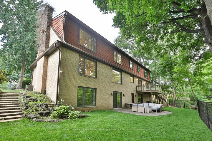 Photo 43 at 1033 Wenleigh Court, Lorne Park, Mississauga
