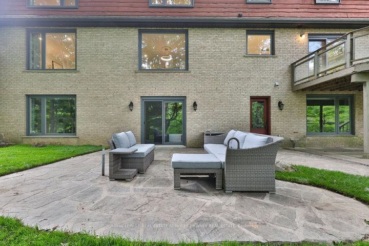 Photo 45 at 1033 Wenleigh Court, Lorne Park, Mississauga