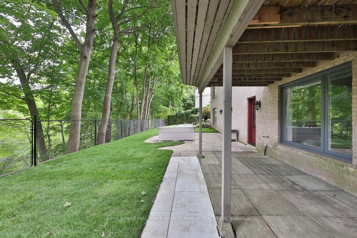 Photo 46 at 1033 Wenleigh Court, Lorne Park, Mississauga
