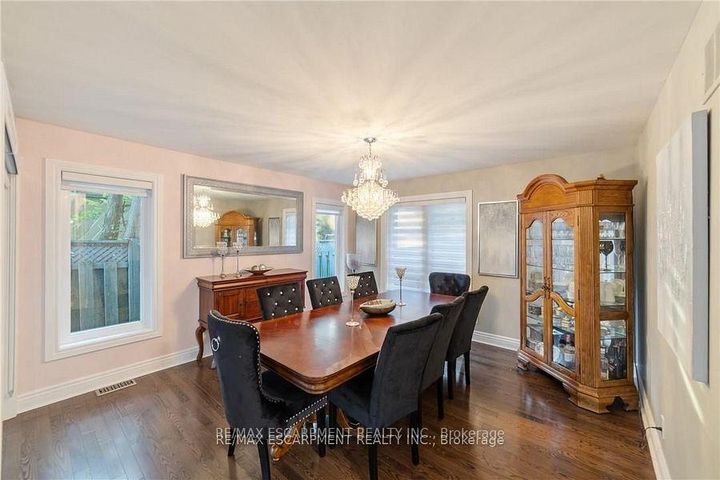 Photo 14 at 117 Miller Drive, Ancaster, Hamilton