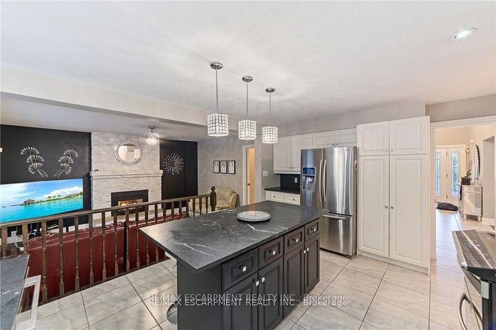 Photo 20 at 117 Miller Drive, Ancaster, Hamilton