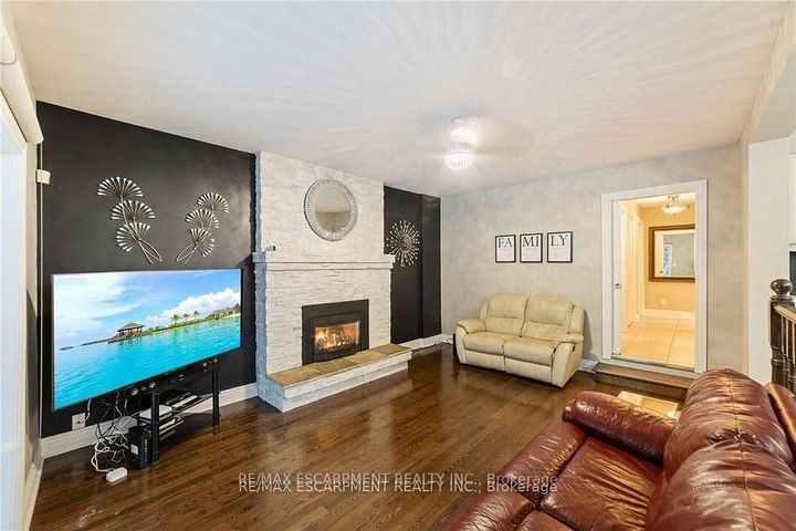 Photo 21 at 117 Miller Drive, Ancaster, Hamilton