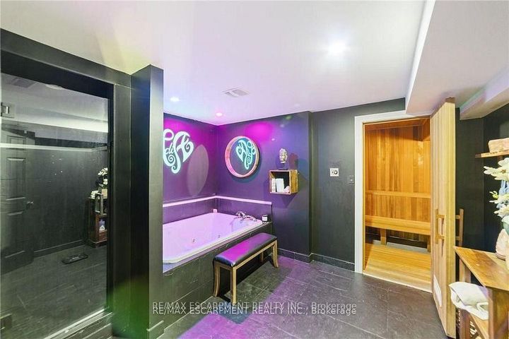Photo 37 at 117 Miller Drive, Ancaster, Hamilton