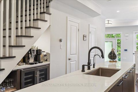 Photo 10 at 361 Roehampton Avenue, Mount Pleasant East, Toronto
