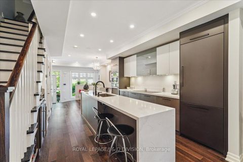 Photo 11 at 361 Roehampton Avenue, Mount Pleasant East, Toronto