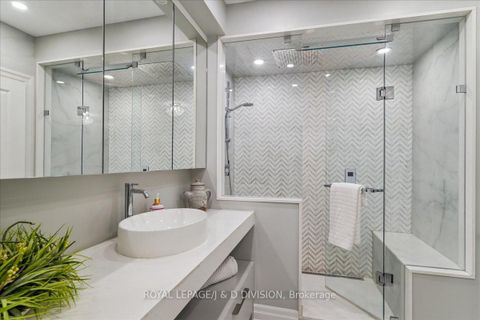Photo 18 at 361 Roehampton Avenue, Mount Pleasant East, Toronto