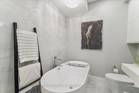 Photo 19 at 361 Roehampton Avenue, Mount Pleasant East, Toronto