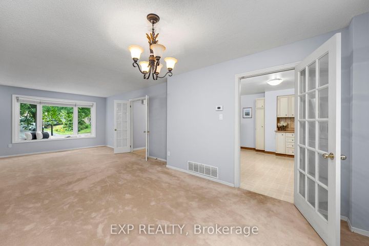 Photo 7 at 56 Manning Crescent, College Manor, Newmarket