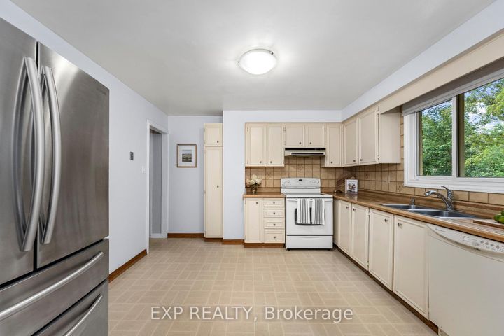 Photo 8 at 56 Manning Crescent, College Manor, Newmarket