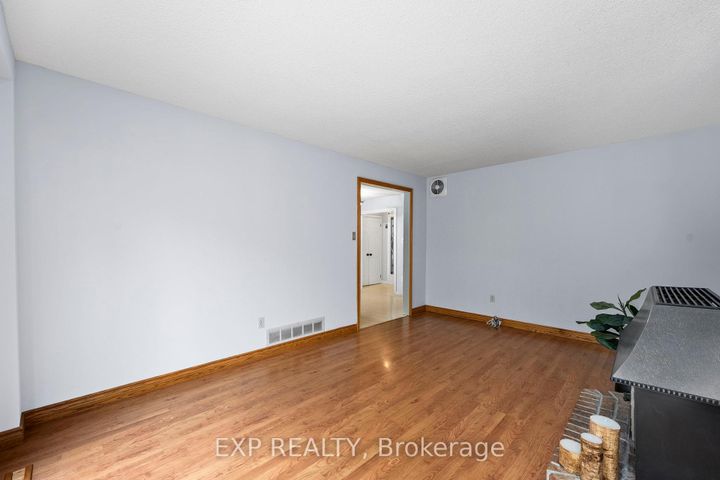 Photo 13 at 56 Manning Crescent, College Manor, Newmarket