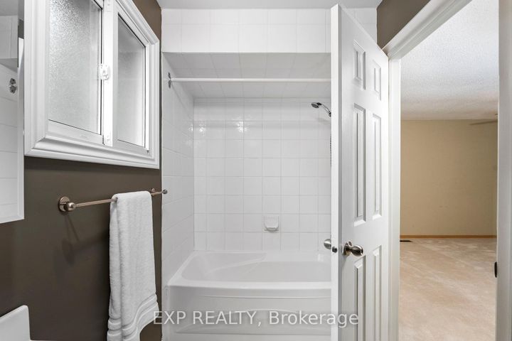 Photo 21 at 56 Manning Crescent, College Manor, Newmarket