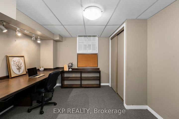 Photo 32 at 56 Manning Crescent, College Manor, Newmarket
