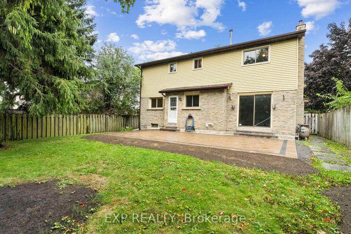 Photo 35 at 56 Manning Crescent, College Manor, Newmarket
