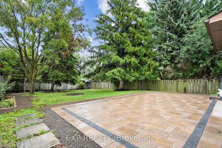 Photo 37 at 56 Manning Crescent, College Manor, Newmarket