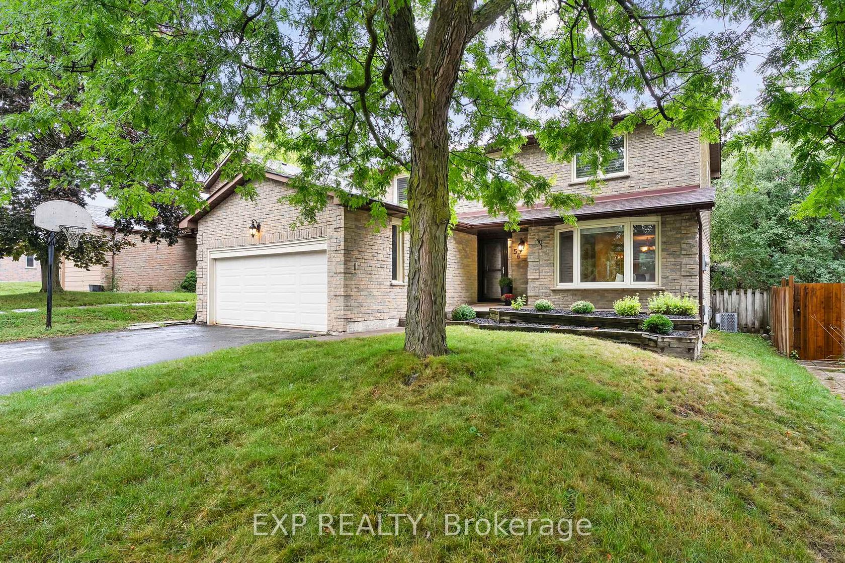 56 Manning Crescent, College Manor, Newmarket 2