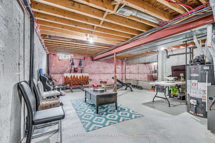 Photo 22 at 163 Lormont Boulevard, Stoney Creek, Hamilton