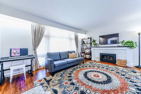 Photo 4 at 3987 Bloor Street W, City Centre West, Toronto