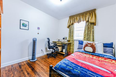 Photo 17 at 3987 Bloor Street W, City Centre West, Toronto