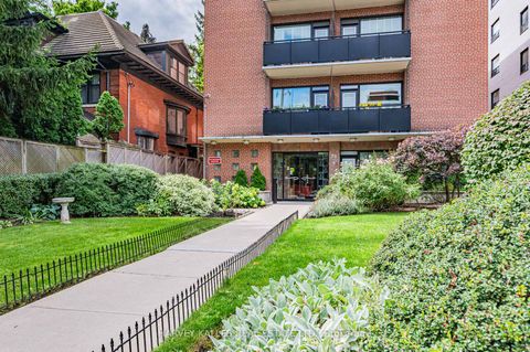 Photo 2 at 706 - 78 Warren Road, Casa Loma, Toronto