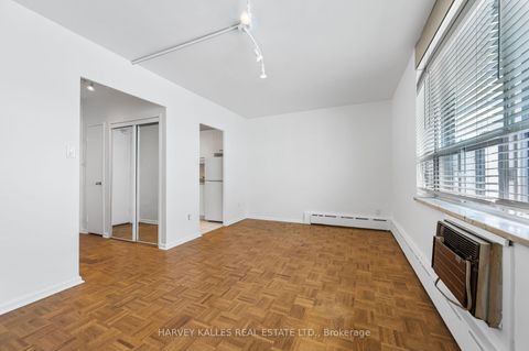 Photo 8 at 706 - 78 Warren Road, Casa Loma, Toronto